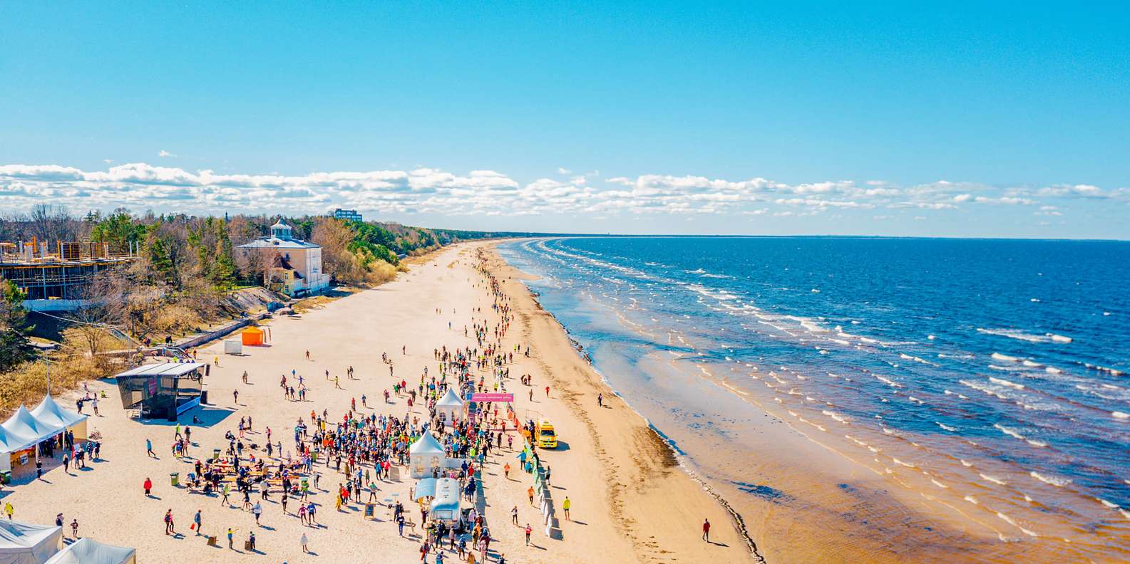 Jūrmalan hiekkaranta on kokemisen arvoinen paikka - lisäretki mahdollista tänne, vain 10€/hlö!